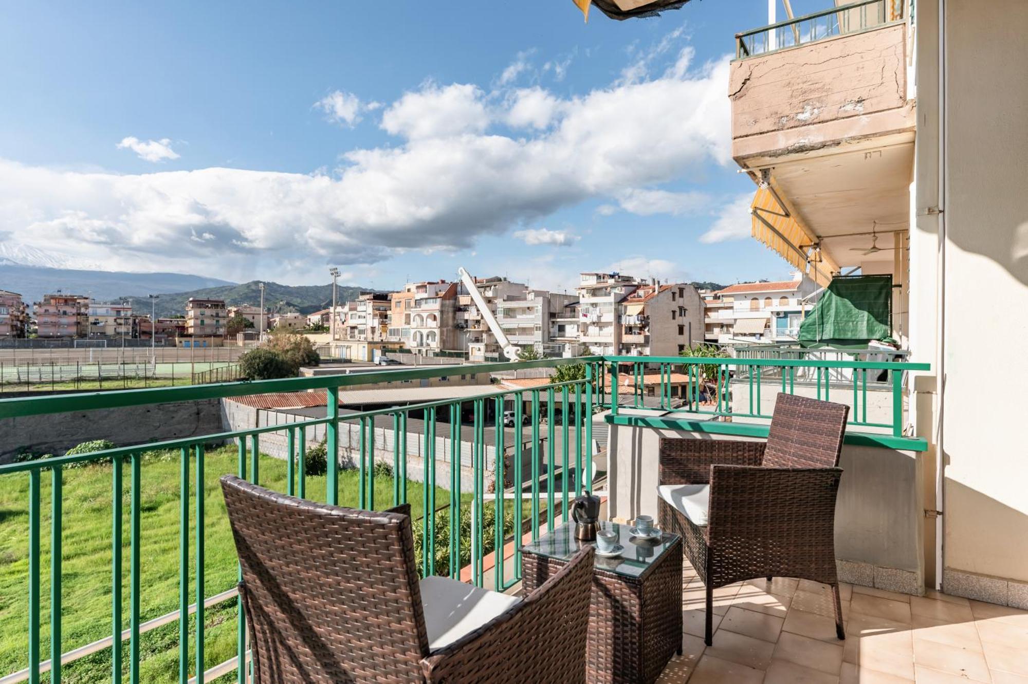 La Casa Di Tobia & Little Paradise Beach Apartments Giardini Naxos Dış mekan fotoğraf